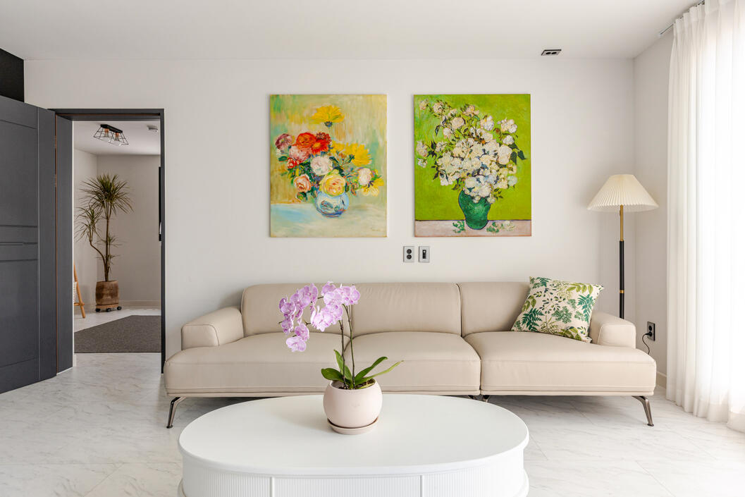 This is the entrance to the master bedroom