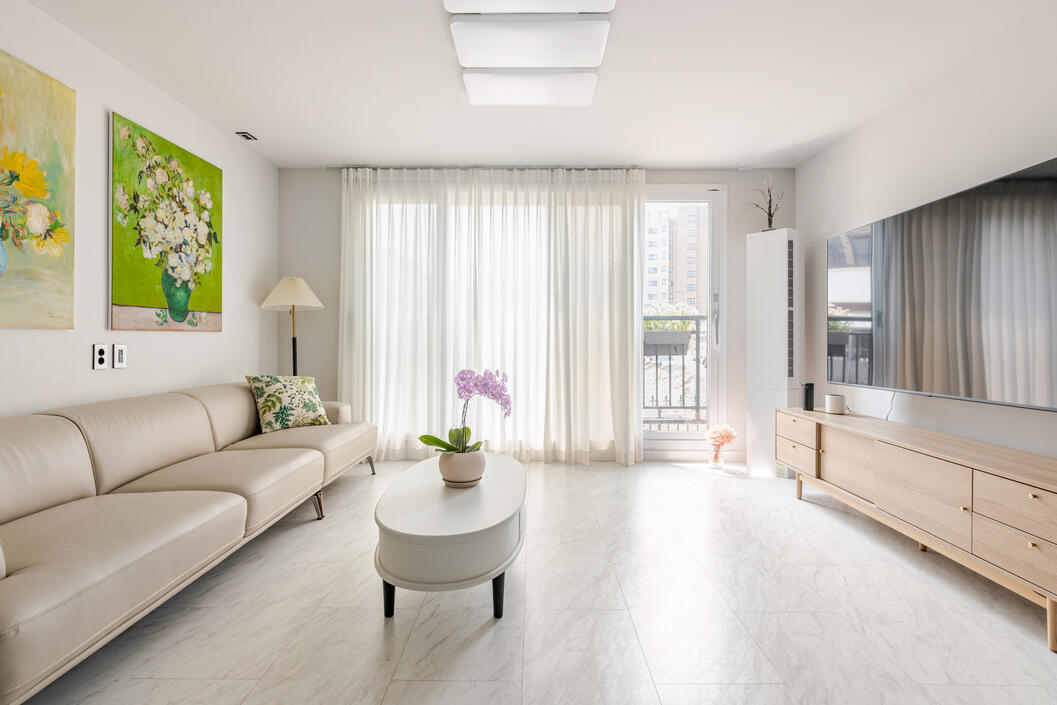 View turning to the right